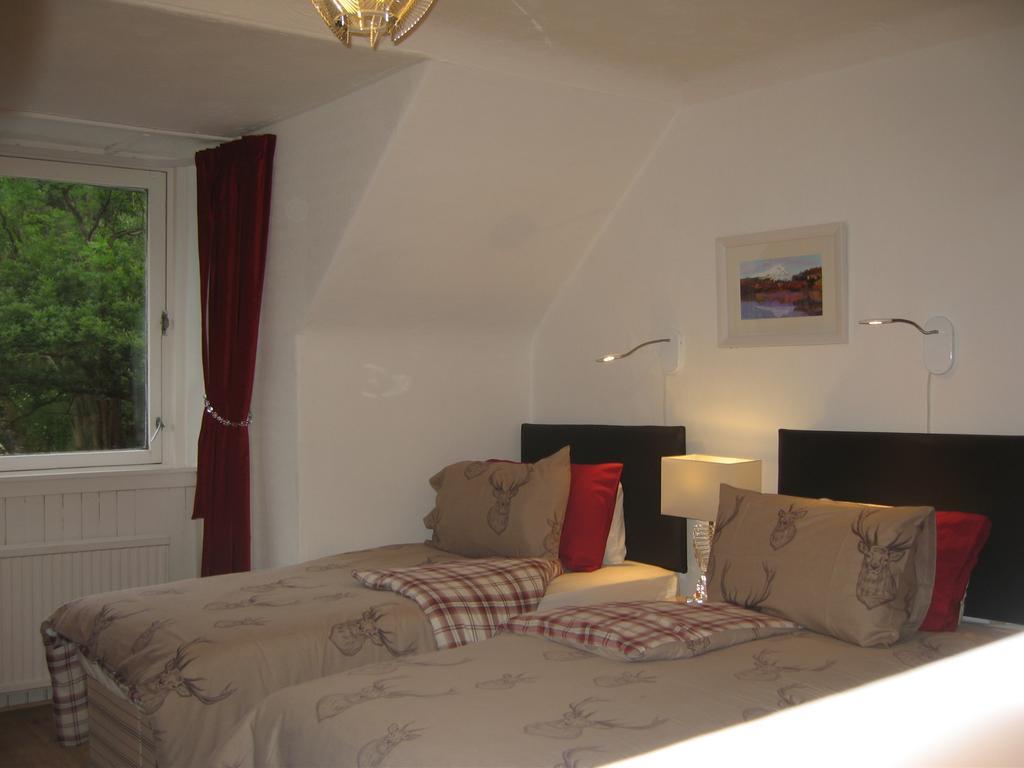 ロッカーンヘッド The Golden Larches Bed & Breakfast 部屋 写真