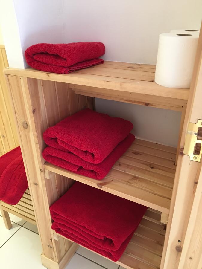 ロッカーンヘッド The Golden Larches Bed & Breakfast エクステリア 写真