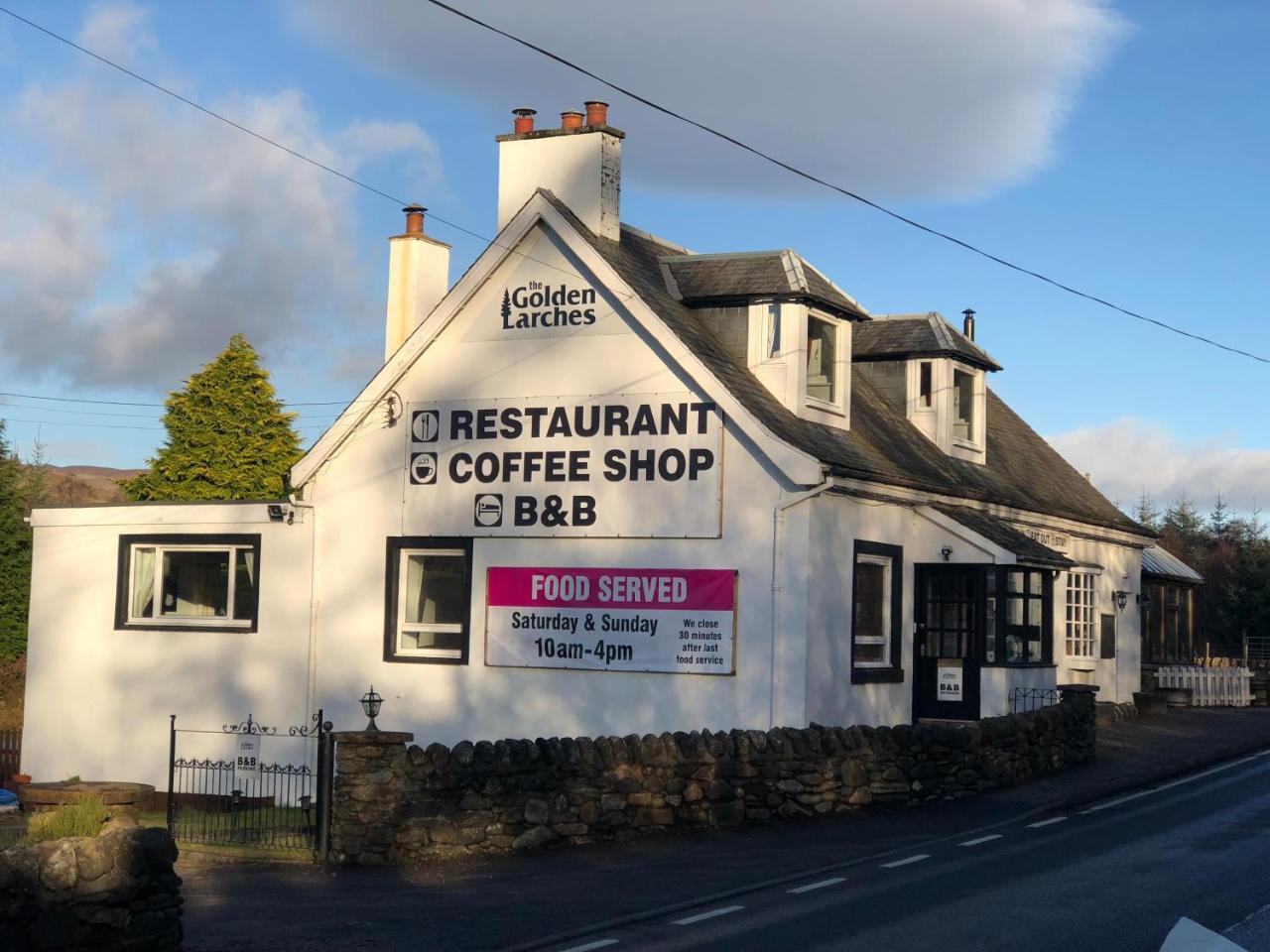 ロッカーンヘッド The Golden Larches Bed & Breakfast エクステリア 写真