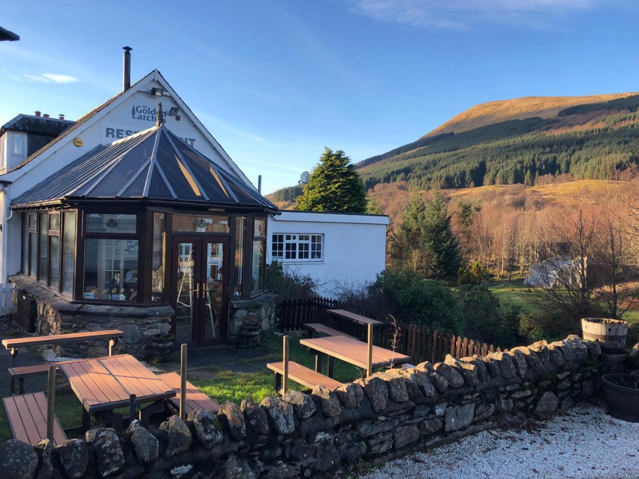 ロッカーンヘッド The Golden Larches Bed & Breakfast エクステリア 写真